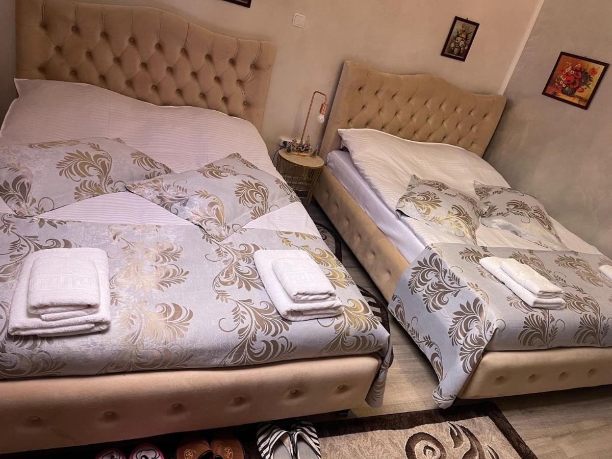 Casa Cu Pitici Vendégház Vámfalu Kültér fotó