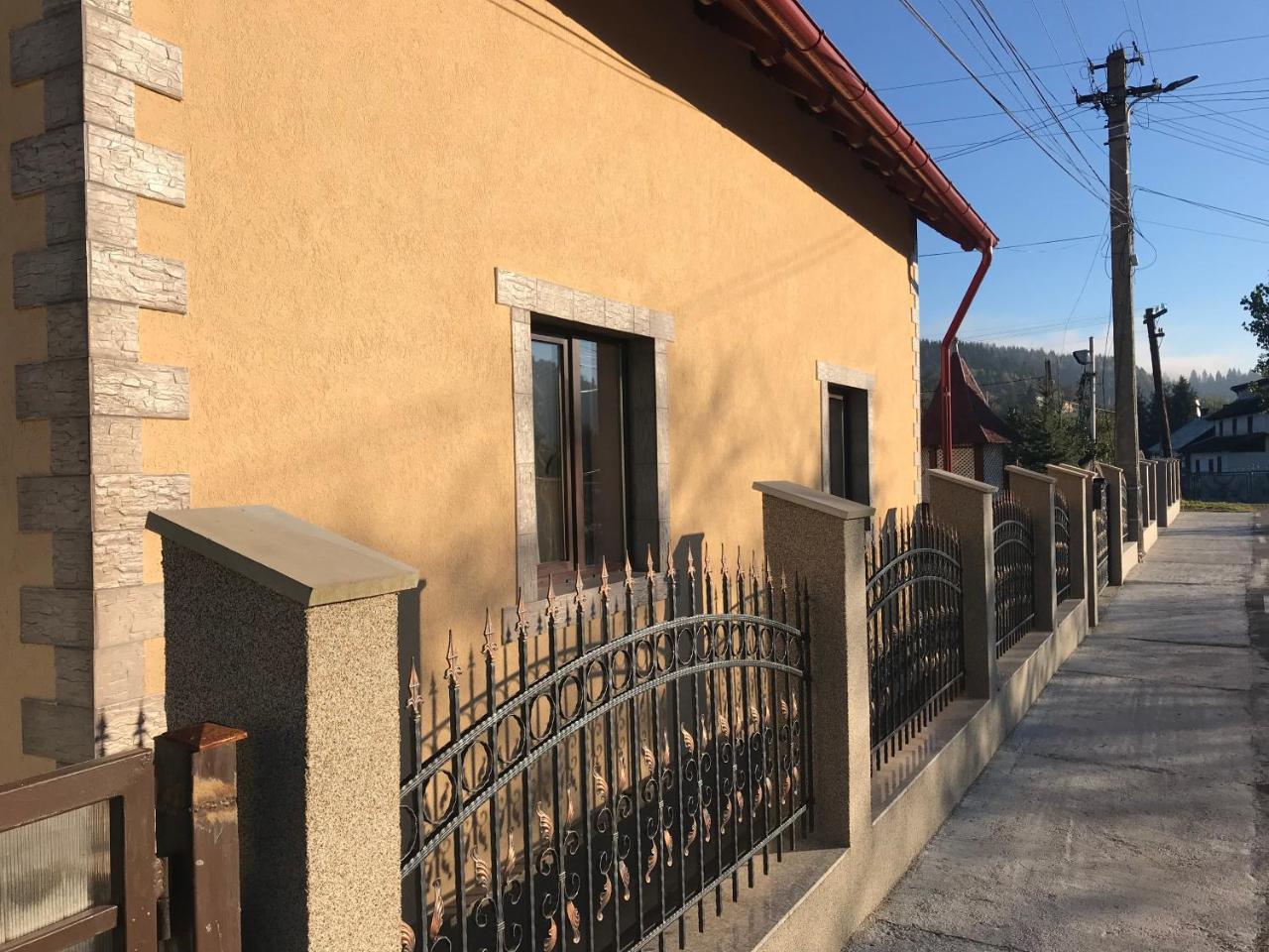 Casa Cu Pitici Vendégház Vámfalu Kültér fotó